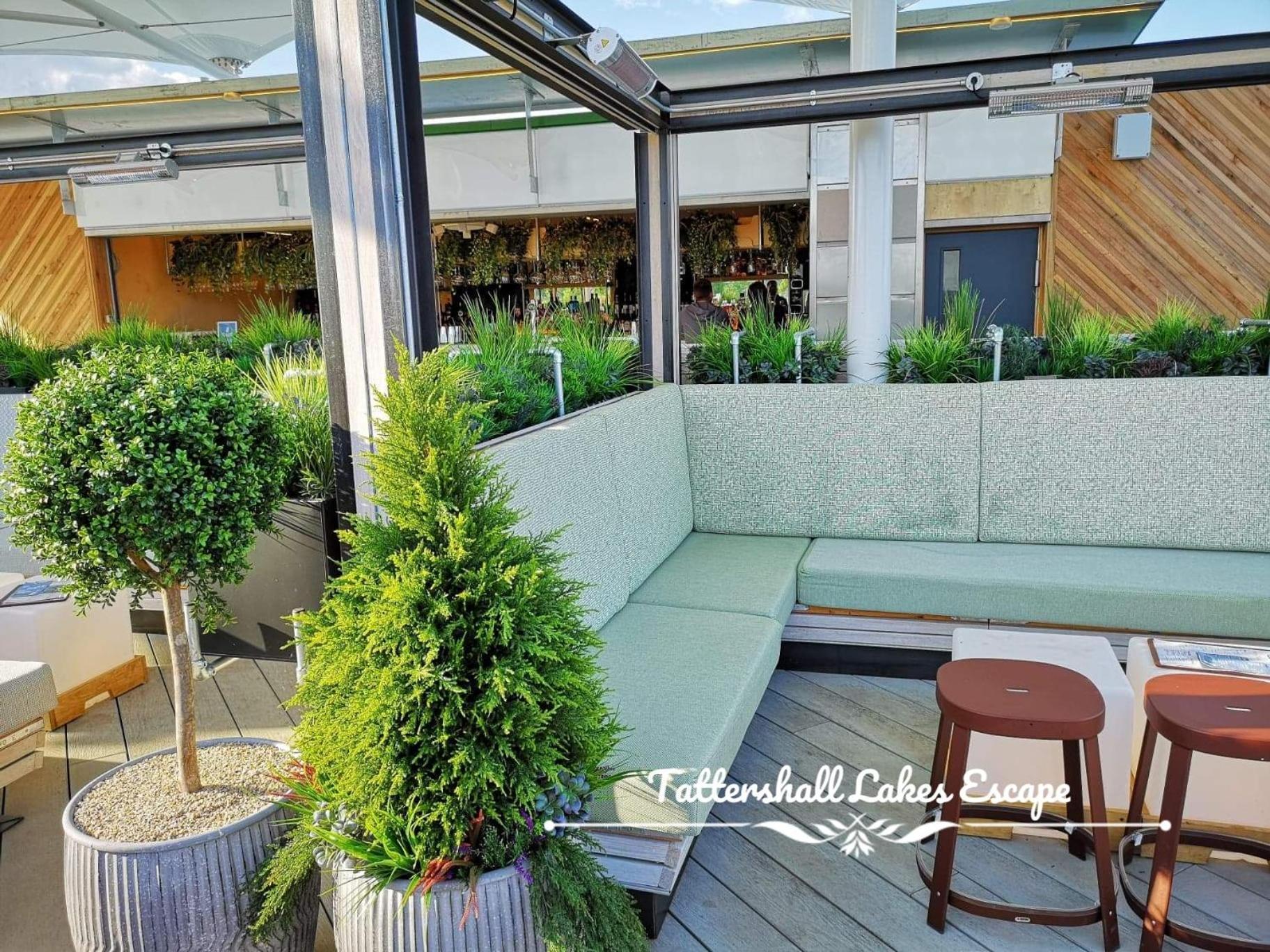 Meridian Tattershall Lakes Escape - Lakeside Lodge Caravan With A Fishing Peg Luxury Hot Tub Eksteriør billede