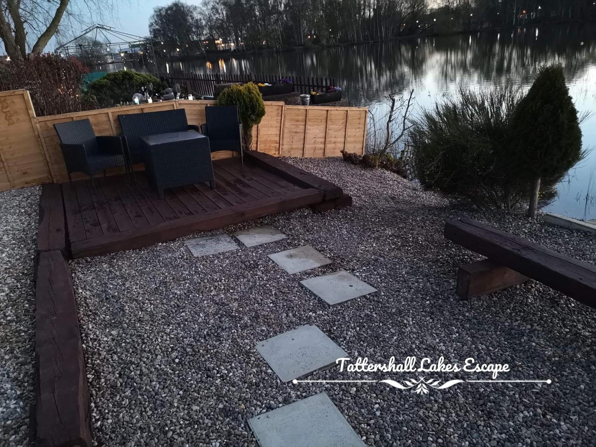 Meridian Tattershall Lakes Escape - Lakeside Lodge Caravan With A Fishing Peg Luxury Hot Tub Eksteriør billede
